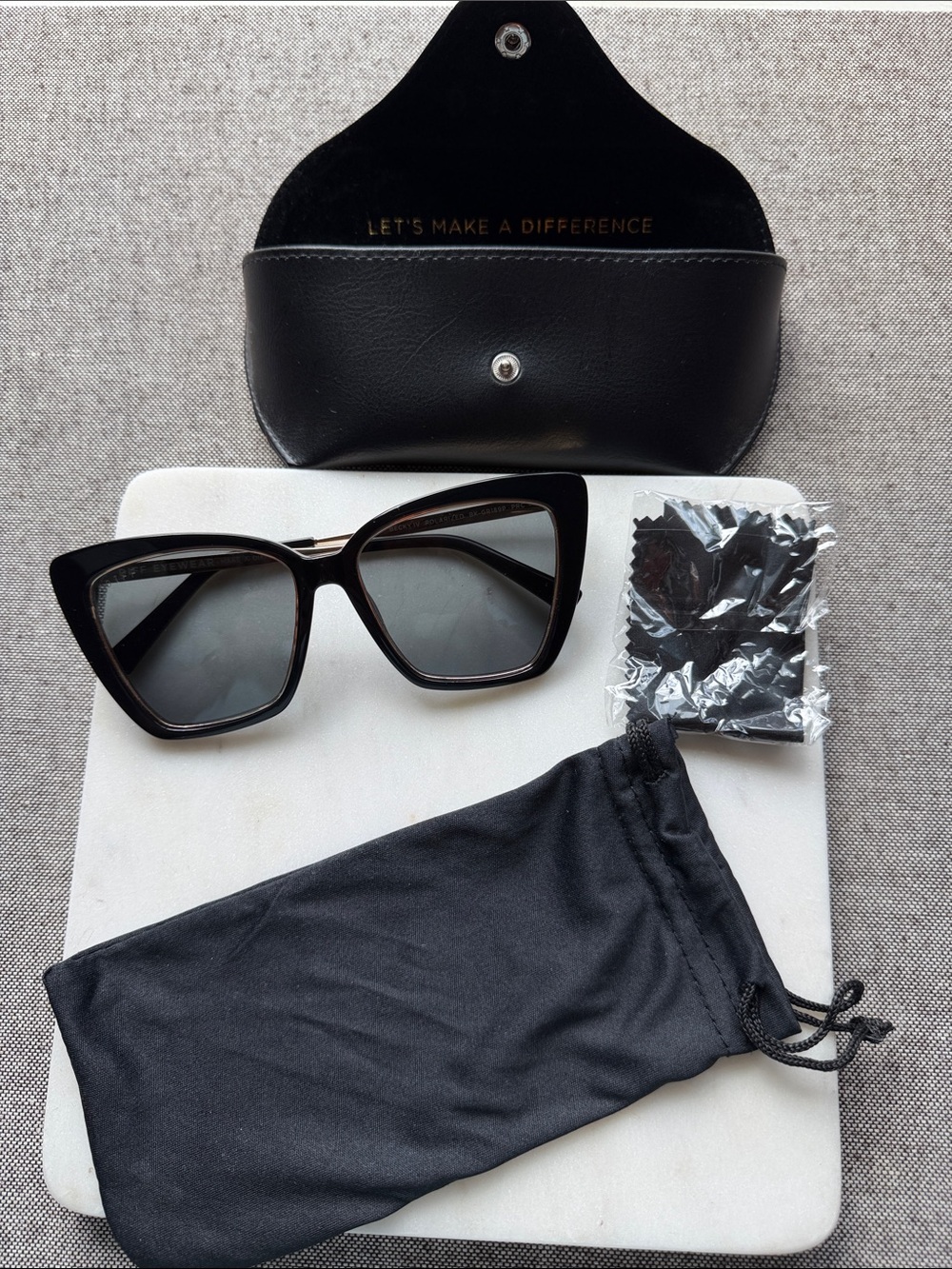 Diff Eyewear Women's Black Cat-Eye Sunglasses with Matching Black Case